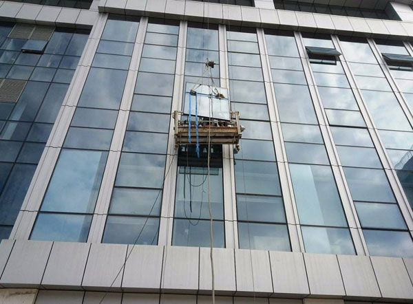 玻璃幕墻維修